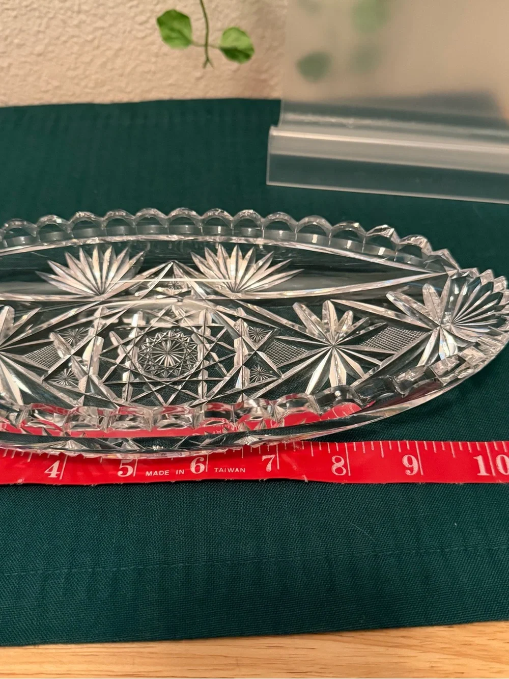 Crystal cut glass oval dish, American Brilliant Period (ABP) 10.5 x 4.3 x 1.5 in